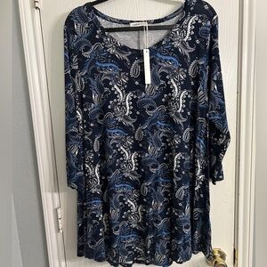 Women’s Plus Size Long Sleeved Shirt Blue Paisley Pattern Size 1X NWT
